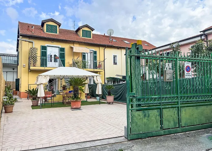 Tra Mare E Collina-1 By Interhome *