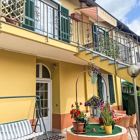 Tra Mare E Collina-1 By Interhome * 因佩里亚